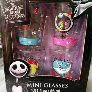 4 mini shot glasses Nightmare Before Christmas🎄🎃🎅🏻✨
